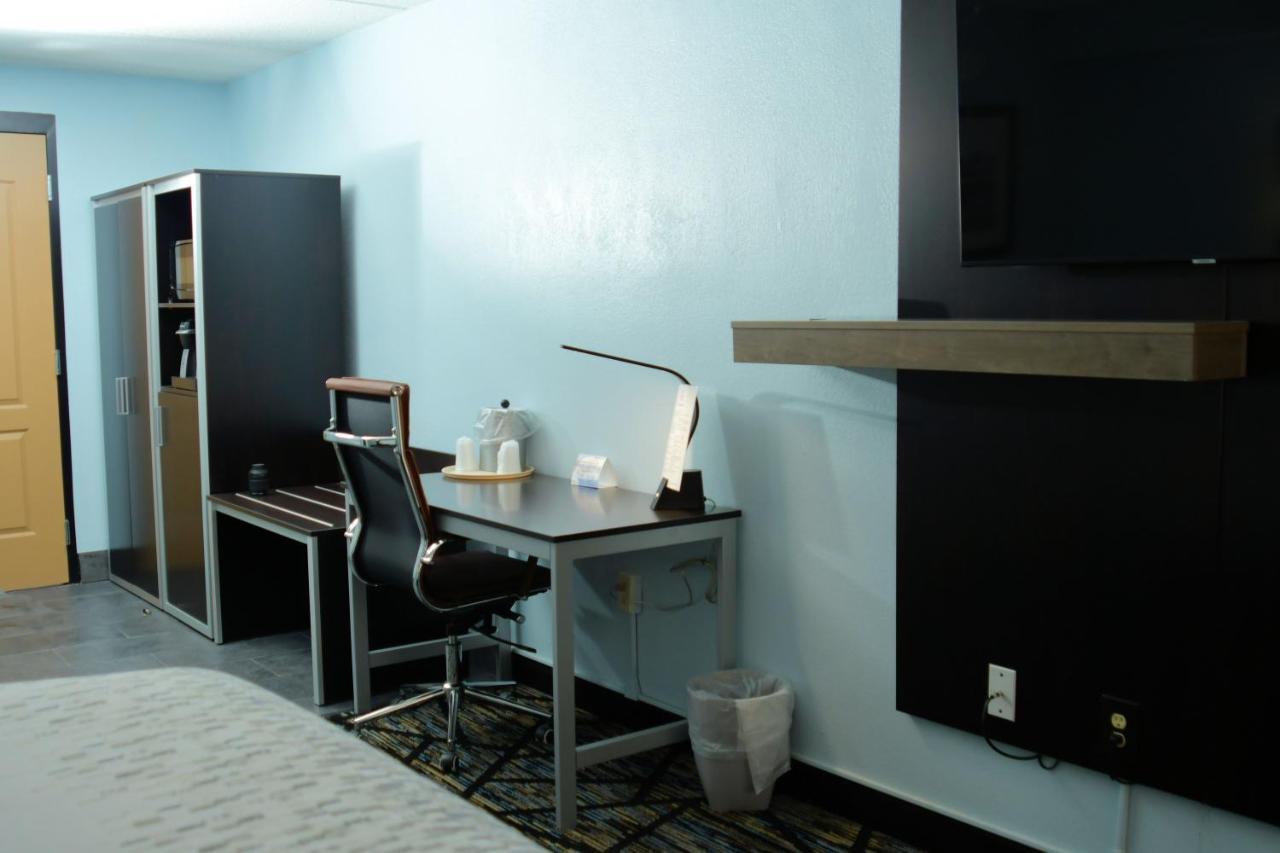 Clarion Pointe Jacksonville Near Camp Lejeune Экстерьер фото