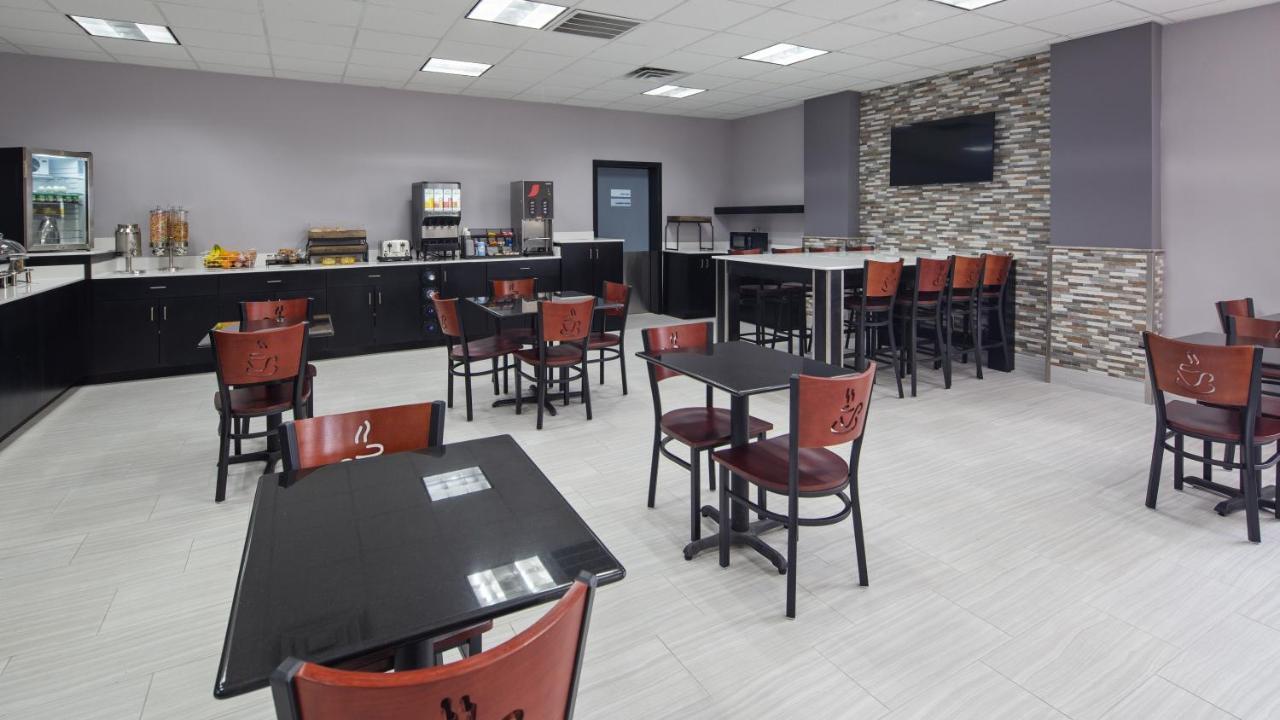 Clarion Pointe Jacksonville Near Camp Lejeune Экстерьер фото
